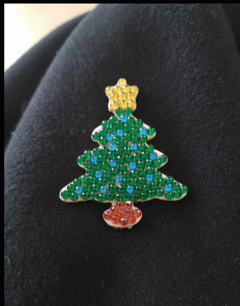 Christmas Tree Pin